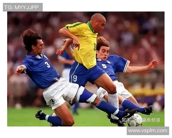 中国足球历史球星排名解析 各代传奇球员成就与贡献盘点 中国足球历史球星排名解析 各代传奇球员成就与贡献盘点